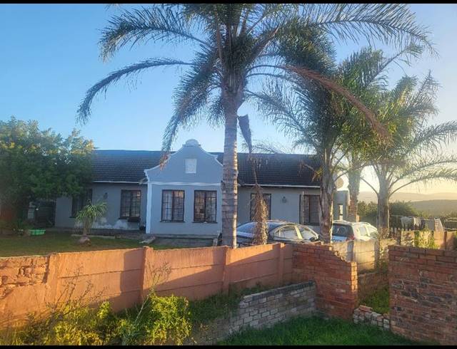 4 BEDROOM HOUSE FOR SALE IN MOUNTAIN VIEW